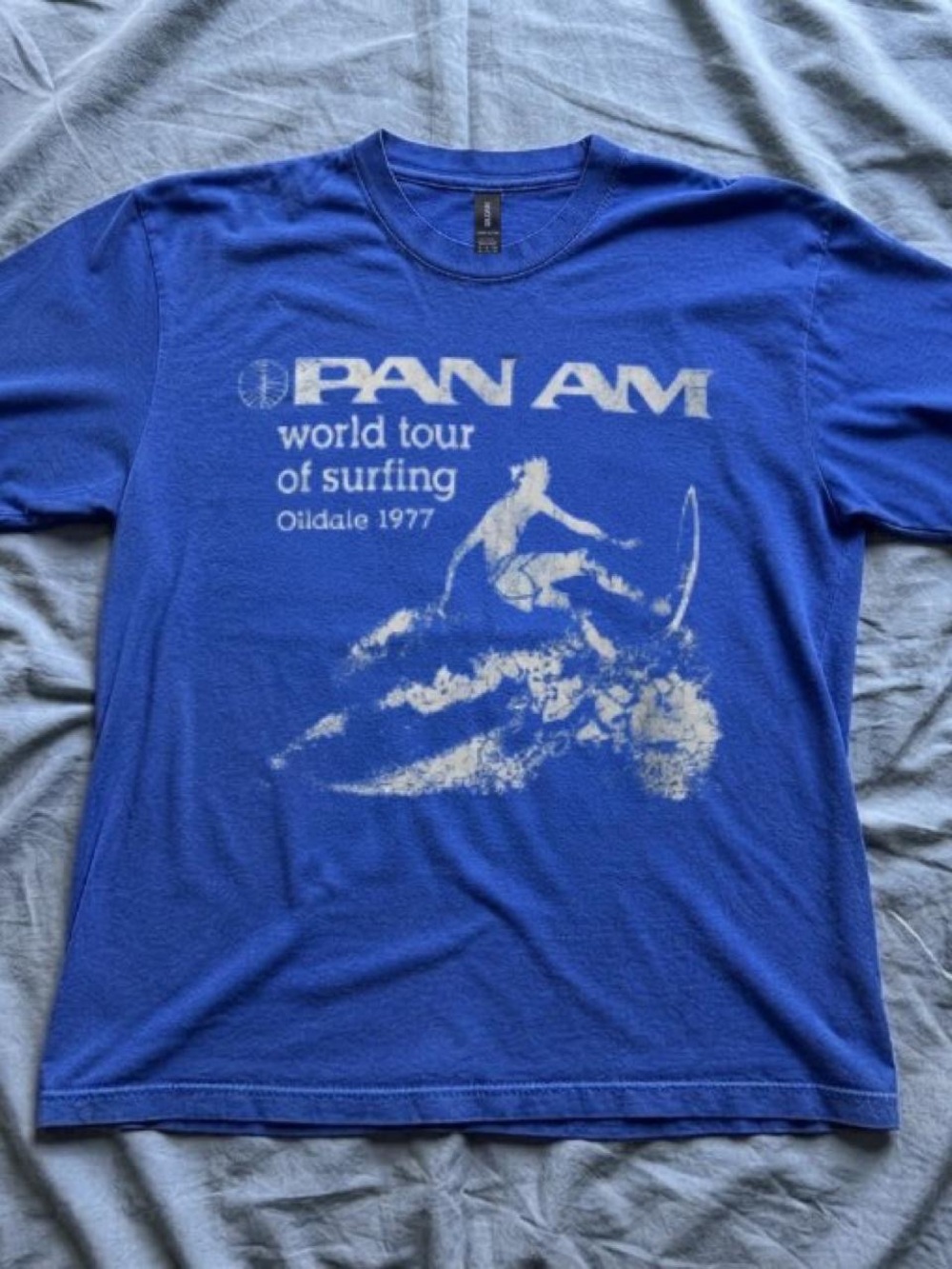 Gildan Royal Blue Surf Graphic T‑Shirt